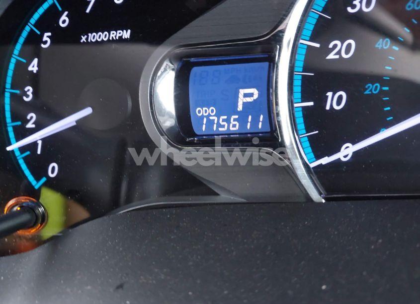 Photo 7 of 2013 Toyota Sienna XLE/LIMITED (VIN 5TDDK3DC2DS053559)