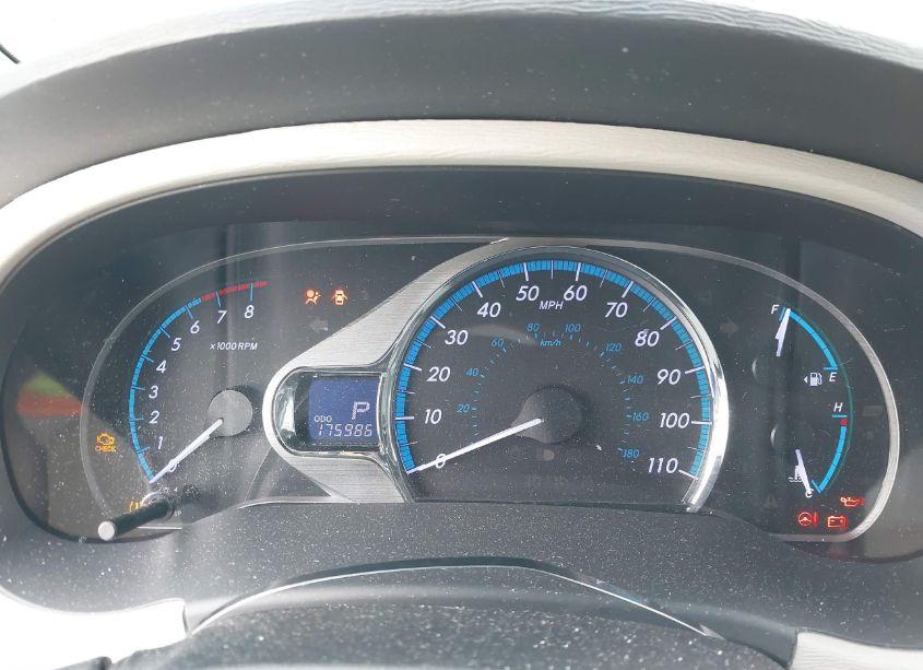 Photo 7 of 2013 Toyota Sienna XLE/LIMITED (VIN 5TDDK3DC2DS055750)