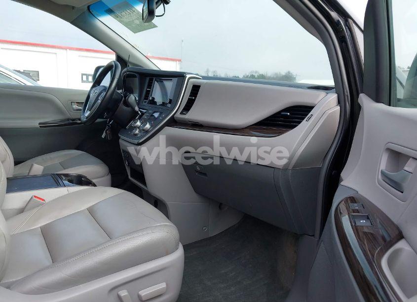 Photo 5 of 2015 Toyota Sienna XLE/LIMITED (VIN 5TDDK3DC2FS116159)