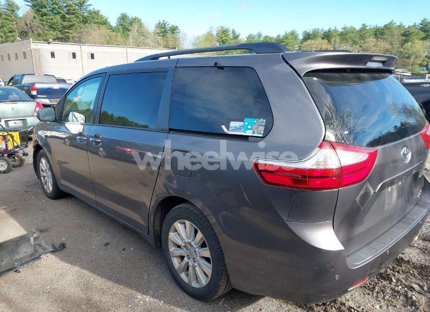 Photo 15 of 2016 Toyota Sienna XLE PREMIUM 7 PASSENGER (VIN 5TDDK3DC2GS139510)