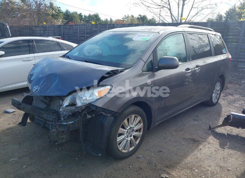 Photo 2 of 2016 Toyota Sienna XLE PREMIUM 7 PASSENGER (VIN 5TDDK3DC2GS139510)