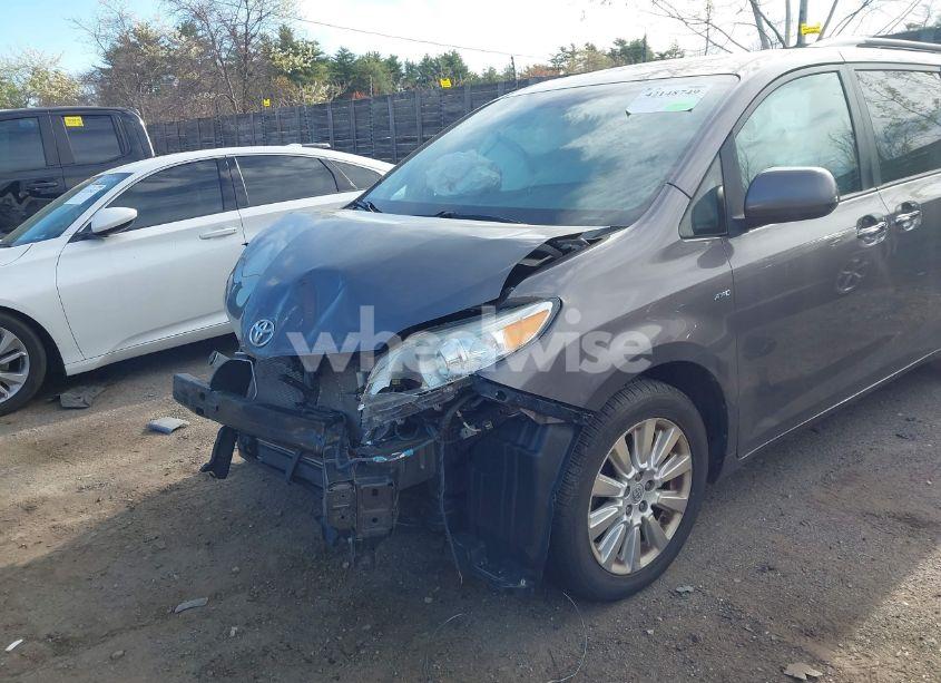 Photo 6 of 2016 Toyota Sienna XLE PREMIUM 7 PASSENGER (VIN 5TDDK3DC2GS139510)