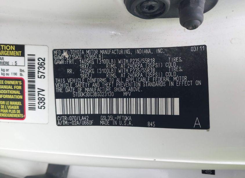 Photo 9 of 2011 Toyota Sienna XLE/LIMITED (VIN 5TDDK3DC3BS023130)