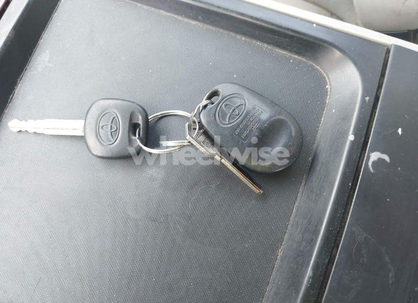 Photo 11 of 2011 Toyota Sienna XLE (VIN 5TDDK3DC3BS029395)