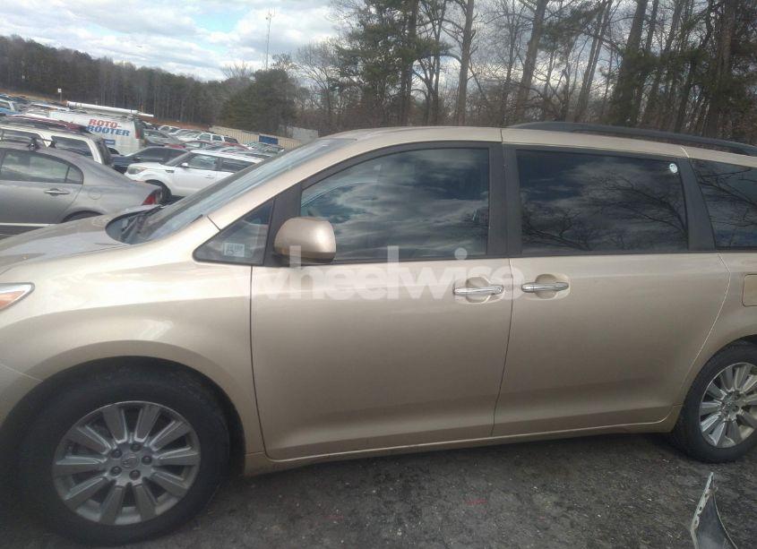 Photo 14 of 2011 Toyota Sienna XLE/LIMITED (VIN 5TDDK3DC3BS029476)