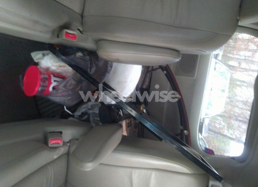 Photo 17 of 2011 Toyota Sienna XLE/LIMITED (VIN 5TDDK3DC3BS029476)