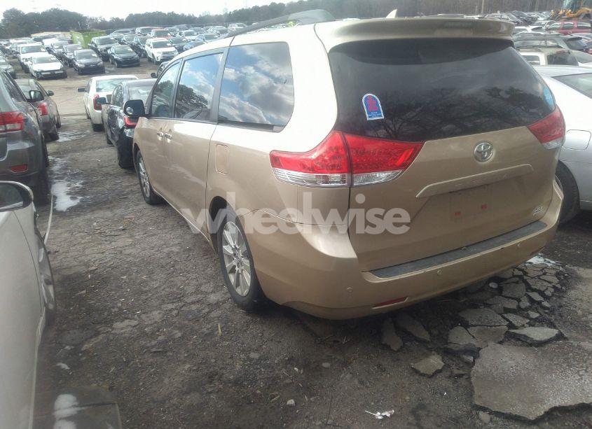 Photo 4 of 2011 Toyota Sienna XLE/LIMITED (VIN 5TDDK3DC3BS029476)