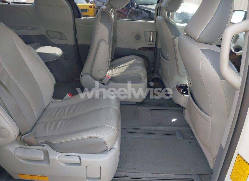 Photo 8 of 2012 Toyota Sienna LIMITED 7 PASSENGER (VIN 5TDDK3DC3CS041984)