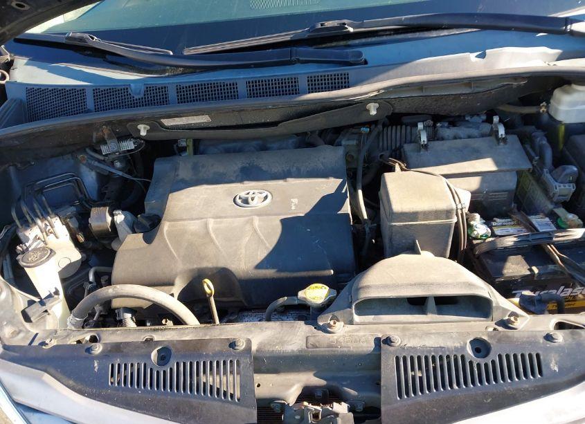 Photo 10 of 2013 Toyota Sienna XLE/LIMITED (VIN 5TDDK3DC3DS051884)