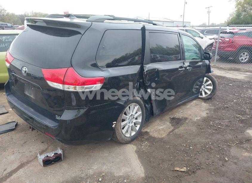 Photo 4 of 2013 Toyota Sienna XLE 7 PASSENGER (VIN 5TDDK3DC3DS062352)