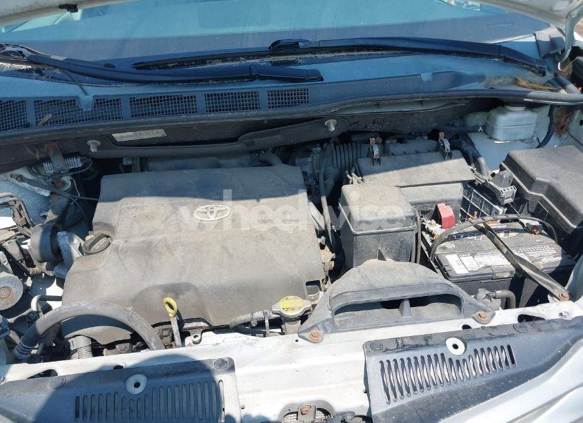 Photo 10 of 2014 Toyota Sienna XLE 7 PASSENGER (VIN 5TDDK3DC3ES079590)