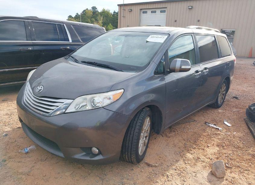 Photo 2 of 2014 Toyota Sienna LIMITED 7 PASSENGER (VIN 5TDDK3DC3ES082487)