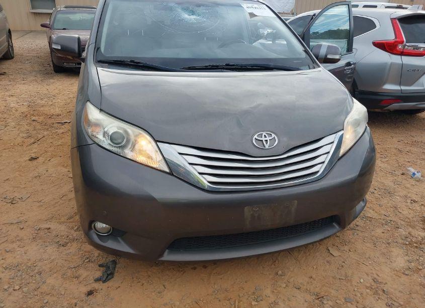 Photo 6 of 2014 Toyota Sienna LIMITED 7 PASSENGER (VIN 5TDDK3DC3ES082487)