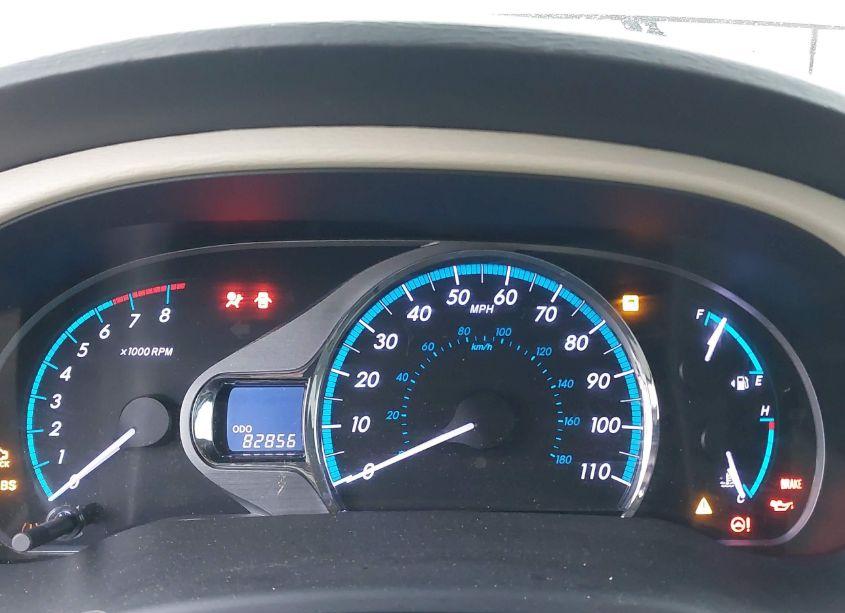 Photo 7 of 2014 Toyota Sienna XLE/LIMITED (VIN 5TDDK3DC3ES089617)