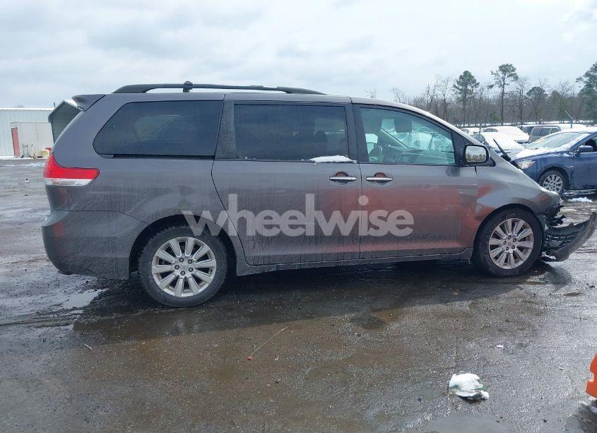 Photo 13 of 2013 Toyota Sienna LIMITED 7 PASSENGER/XLE 7 PASSENGER (VIN 5TDDK3DC4DS059279)