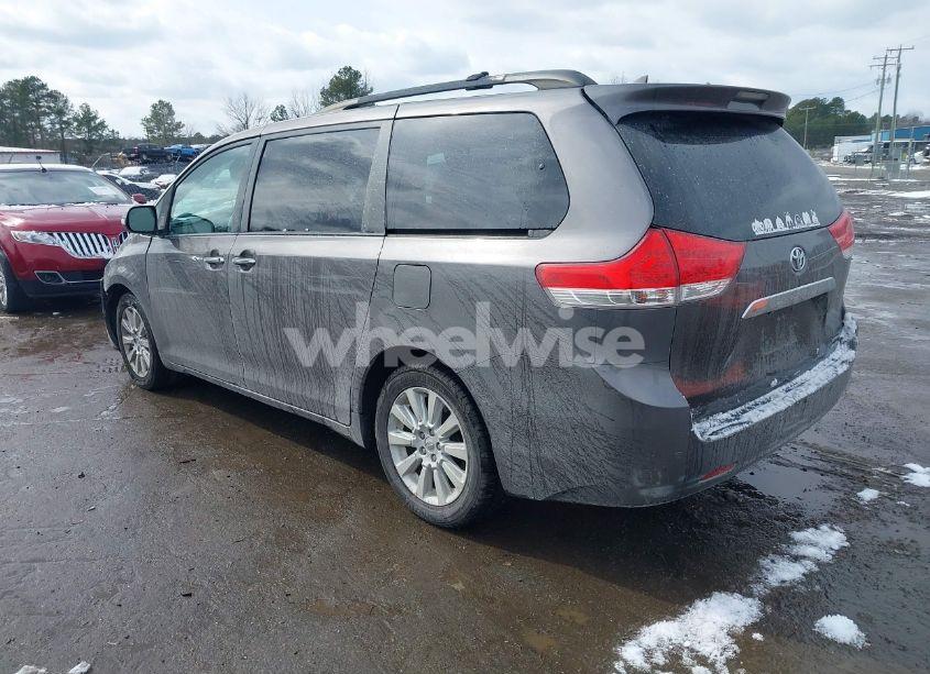 Photo 3 of 2013 Toyota Sienna LIMITED 7 PASSENGER/XLE 7 PASSENGER (VIN 5TDDK3DC4DS059279)