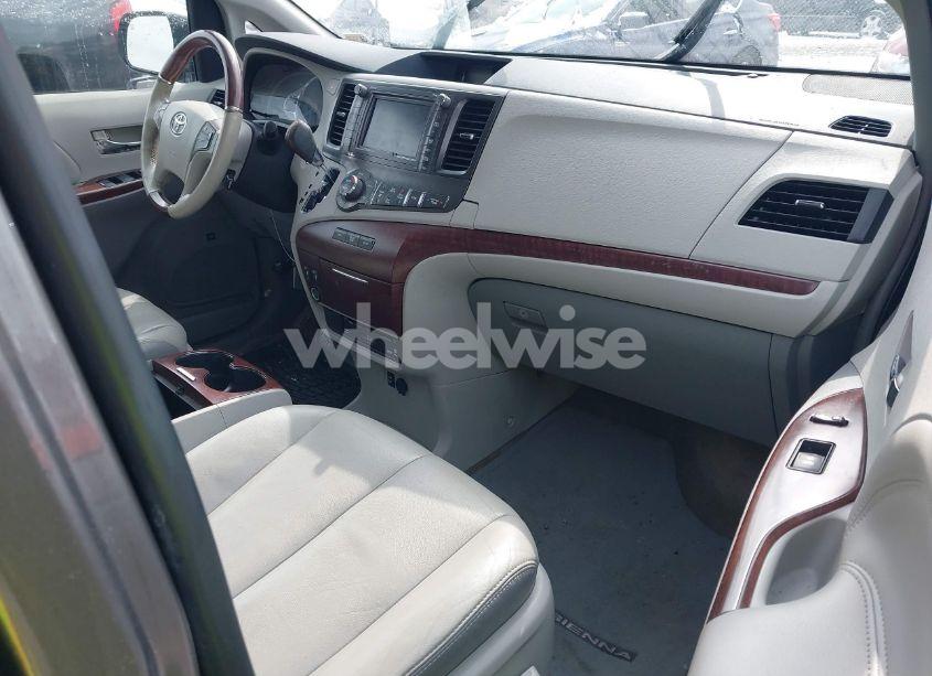 Photo 5 of 2013 Toyota Sienna LIMITED 7 PASSENGER/XLE 7 PASSENGER (VIN 5TDDK3DC4DS059279)