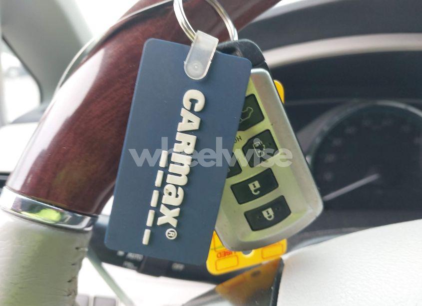 Photo 11 of 2014 Toyota Sienna XLE/LIMITED (VIN 5TDDK3DC4ES081882)