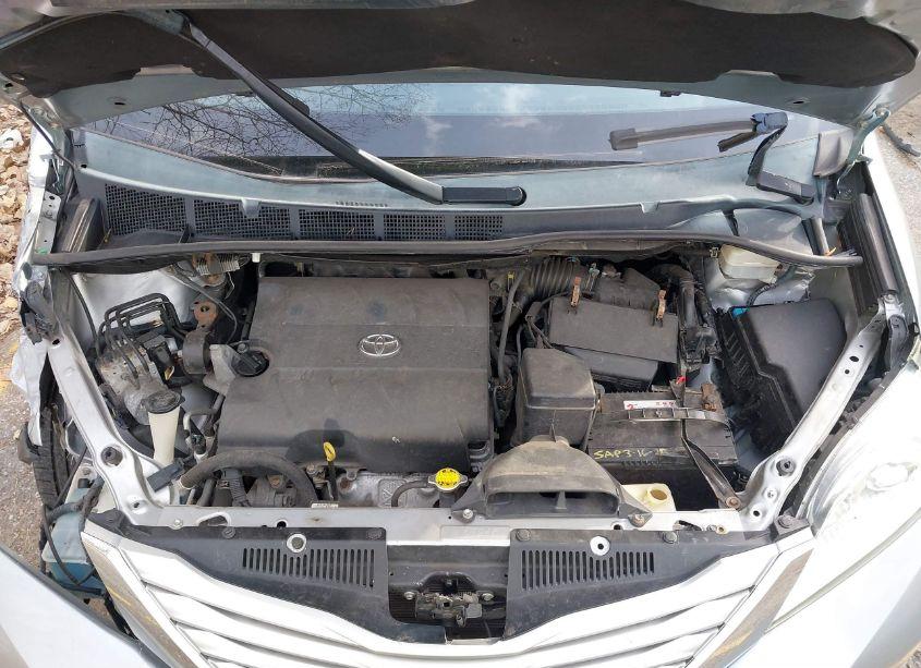 Photo 10 of 2015 Toyota Sienna LIMITED PREMIUM 7 PASSENGER (VIN 5TDDK3DC4FS096996)
