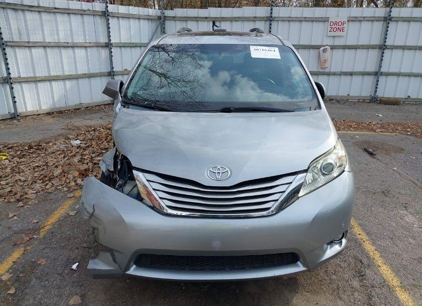 Photo 12 of 2015 Toyota Sienna LIMITED PREMIUM 7 PASSENGER (VIN 5TDDK3DC4FS096996)