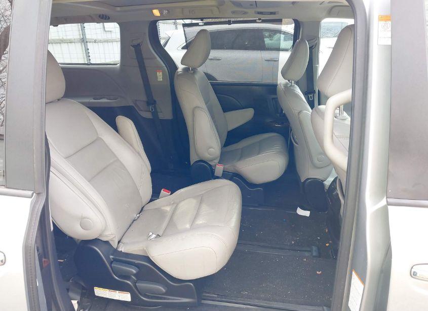 Photo 8 of 2015 Toyota Sienna LIMITED PREMIUM 7 PASSENGER (VIN 5TDDK3DC4FS096996)