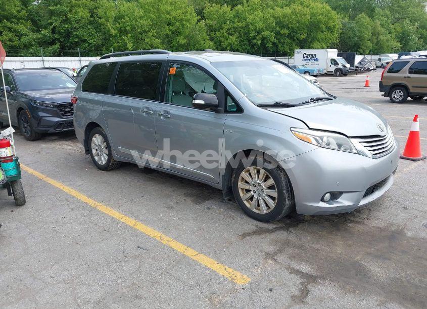 2016 Toyota Sienna LIMITED PREMIUM 7 PASSENGER (VIN 5TDDK3DC4GS139010) main photo