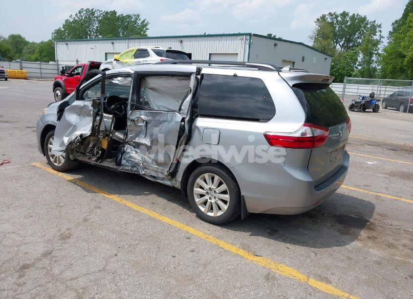 Photo 3 of 2016 Toyota Sienna LIMITED PREMIUM 7 PASSENGER (VIN 5TDDK3DC4GS139010)