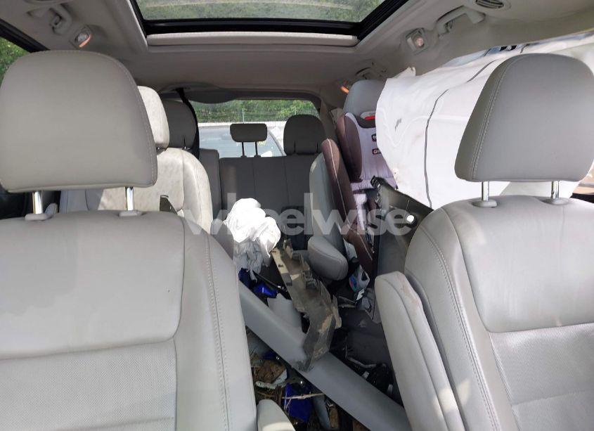 Photo 8 of 2016 Toyota Sienna LIMITED PREMIUM 7 PASSENGER (VIN 5TDDK3DC4GS139010)