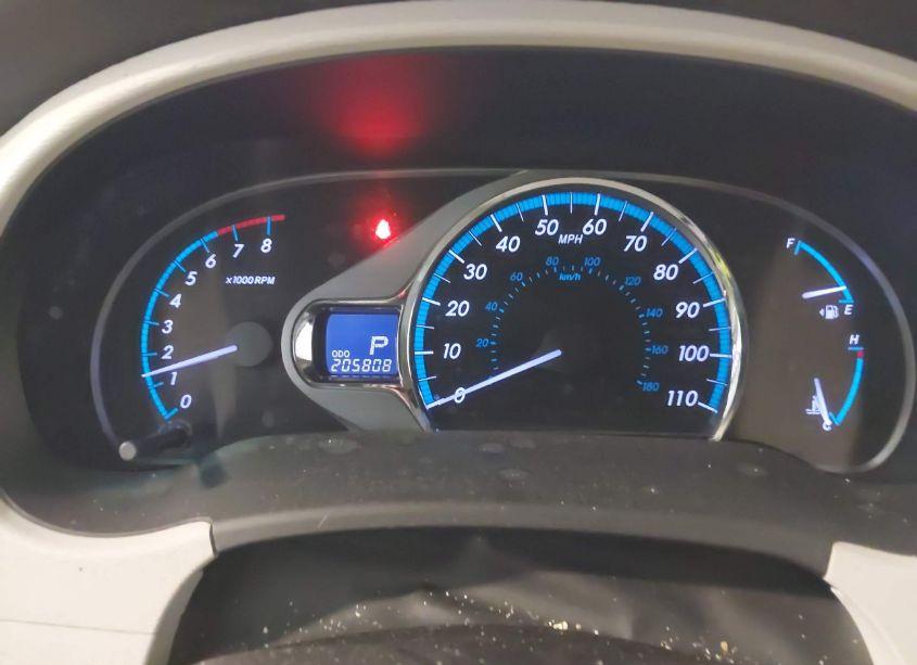 Photo 7 of 2011 Toyota Sienna XLE (VIN 5TDDK3DC5BS005535)