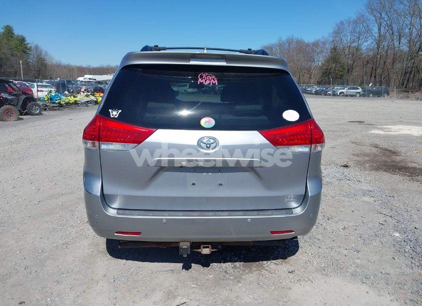 Photo 16 of 2012 Toyota Sienna XLE 7 PASSENGER (VIN 5TDDK3DC5CS031019)