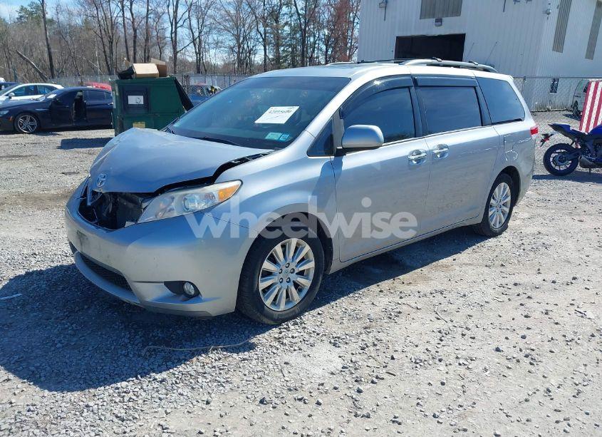 Photo 2 of 2012 Toyota Sienna XLE 7 PASSENGER (VIN 5TDDK3DC5CS031019)