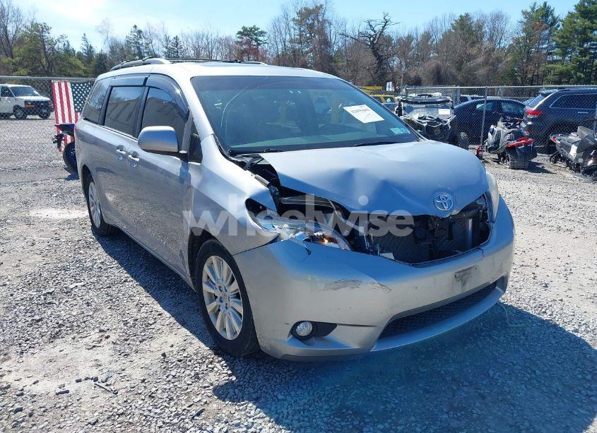 Photo 6 of 2012 Toyota Sienna XLE 7 PASSENGER (VIN 5TDDK3DC5CS031019)