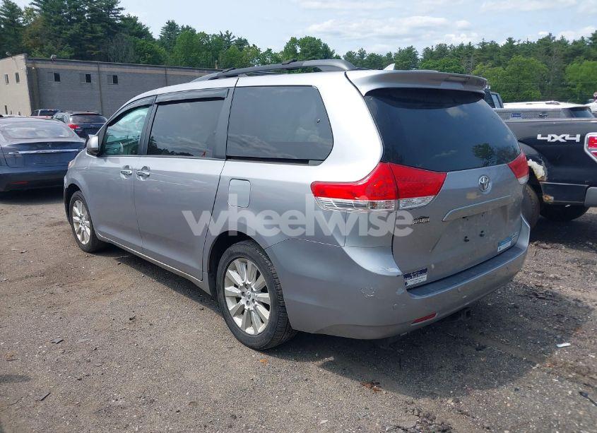 Photo 3 of 2012 Toyota Sienna XLE 7 PASSENGER (VIN 5TDDK3DC5CS044692)