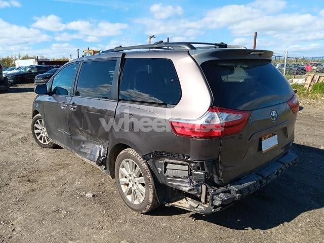 2015 TOYOTA SIENNA XLE (VIN 5TDDK3DC5FS094285) main photo