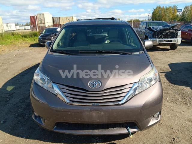 Photo 10 of 2015 TOYOTA SIENNA XLE (VIN 5TDDK3DC5FS094285)