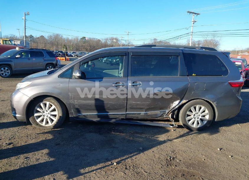 Photo 14 of 2015 Toyota Sienna LIMITED PREMIUM 7 PASSENGER (VIN 5TDDK3DC5FS096649)