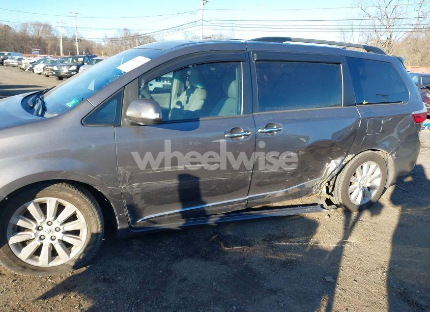 Photo 17 of 2015 Toyota Sienna LIMITED PREMIUM 7 PASSENGER (VIN 5TDDK3DC5FS096649)