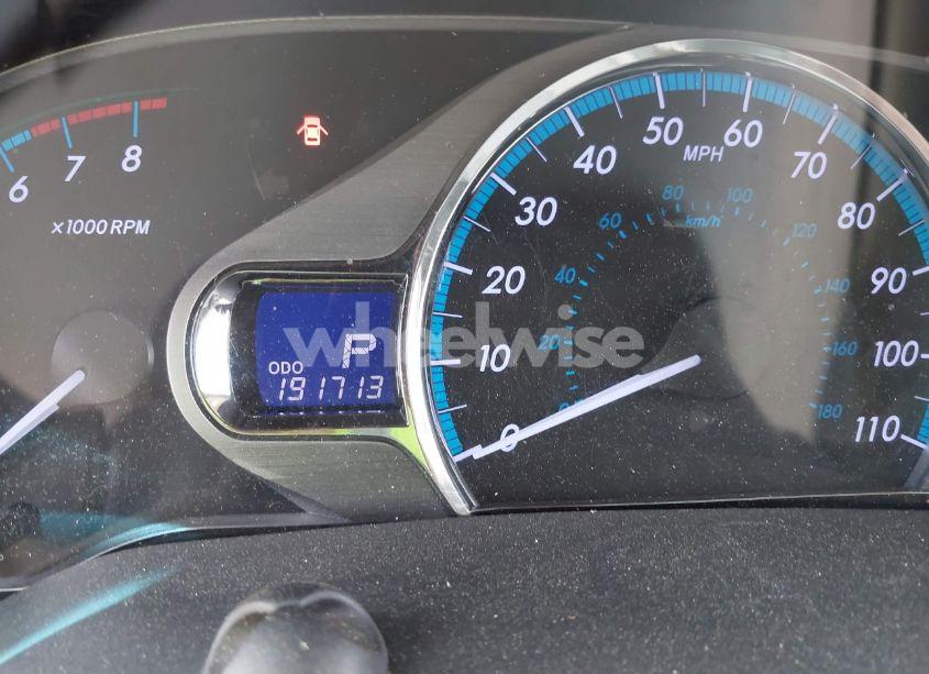 Photo 7 of 2011 Toyota Sienna XLE (VIN 5TDDK3DC6BS005317)