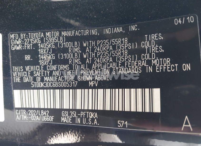 Photo 9 of 2011 Toyota Sienna XLE (VIN 5TDDK3DC6BS005317)