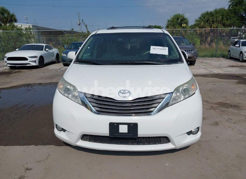 Photo 12 of 2011 Toyota Sienna XLE/LIMITED (VIN 5TDDK3DC6BS029472)