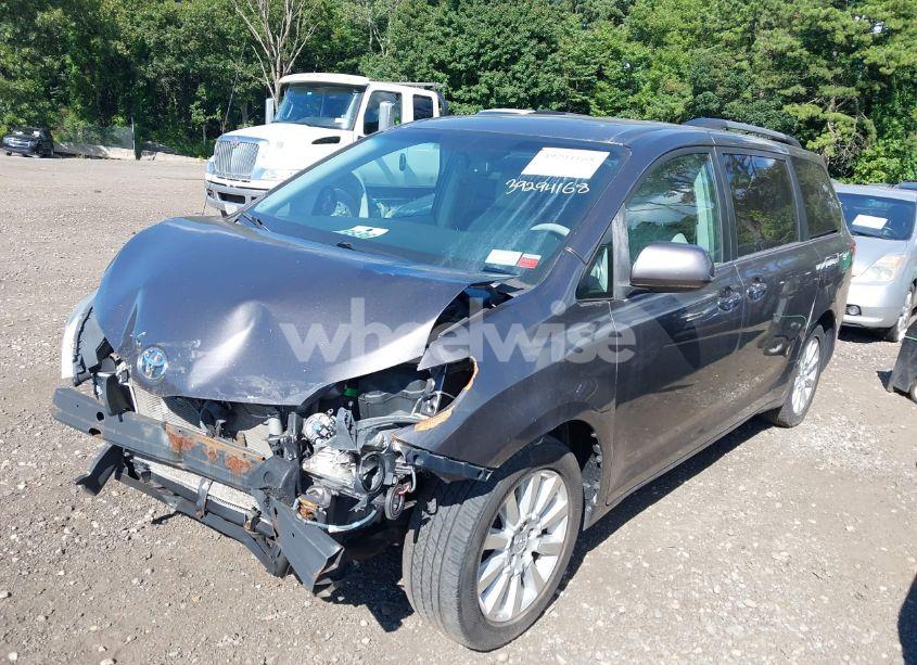 Photo 2 of 2013 Toyota Sienna XLE 7 PASSENGER (VIN 5TDDK3DC6DS055136)