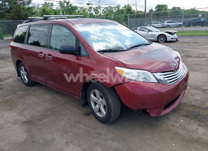 2014 Toyota Sienna LIMITED 7 PASSENGER (VIN 5TDDK3DC6ES073282) main photo