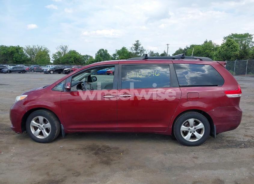 Photo 14 of 2014 Toyota Sienna LIMITED 7 PASSENGER (VIN 5TDDK3DC6ES073282)
