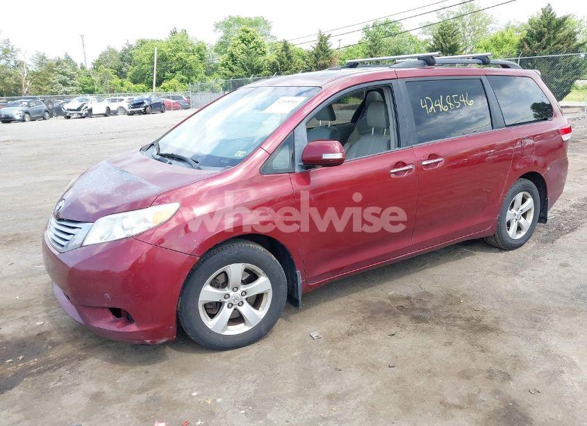 Photo 2 of 2014 Toyota Sienna LIMITED 7 PASSENGER (VIN 5TDDK3DC6ES073282)