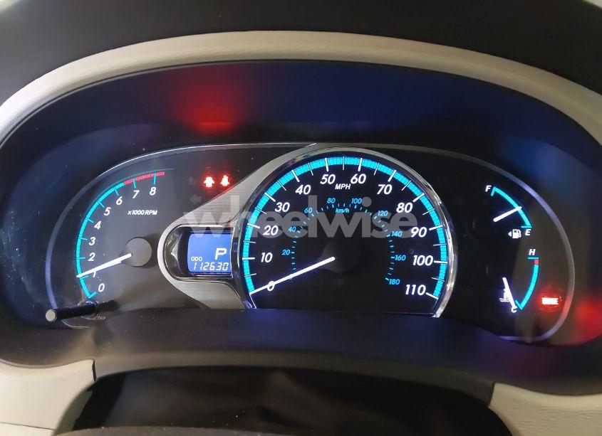 Photo 7 of 2014 Toyota Sienna XLE 7 PASSENGER (VIN 5TDDK3DC6ES076022)