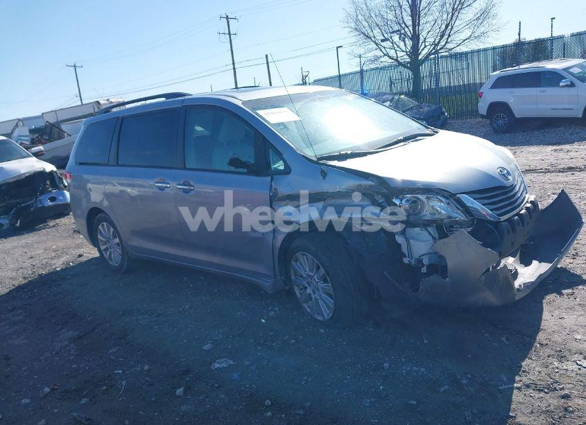 2014 Toyota Sienna XLE 7 PASSENGER (VIN 5TDDK3DC6ES086520) main photo
