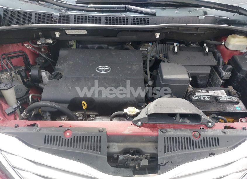 Photo 10 of 2015 Toyota Sienna LIMITED 7 PASSENGER (VIN 5TDDK3DC6FS102345)