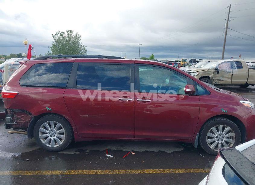 Photo 14 of 2015 Toyota Sienna LIMITED 7 PASSENGER (VIN 5TDDK3DC6FS102345)