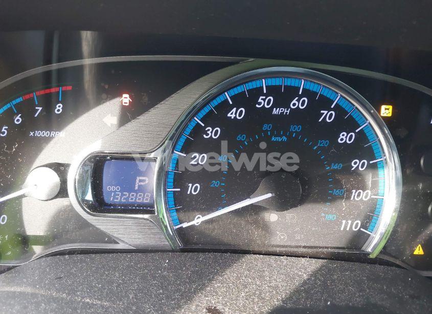 Photo 7 of 2011 Toyota Sienna XLE (VIN 5TDDK3DC7BS006329)