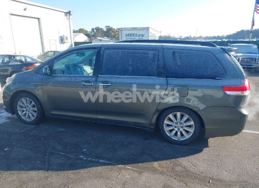 Photo 14 of 2011 Toyota Sienna XLE/LIMITED (VIN 5TDDK3DC7BS019372)